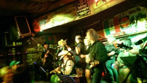 Stimmungsband "Rattlesnake Torpedos"