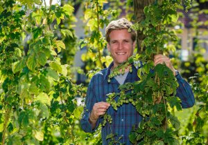 Seppi Sigl auf dem Trumer Hopfenfest