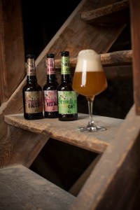 Brauerei Manufaktur Allgäu GmbH, Braukatz Bier,  Kathrin Meyer (lange Haare) und Stephanie Meyer